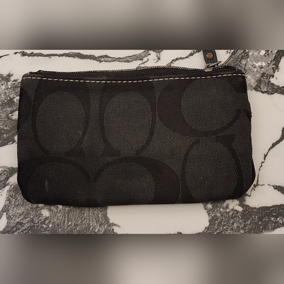 2 Coach Signature Wristlet and Pouch Bag - Picture 10 of 14